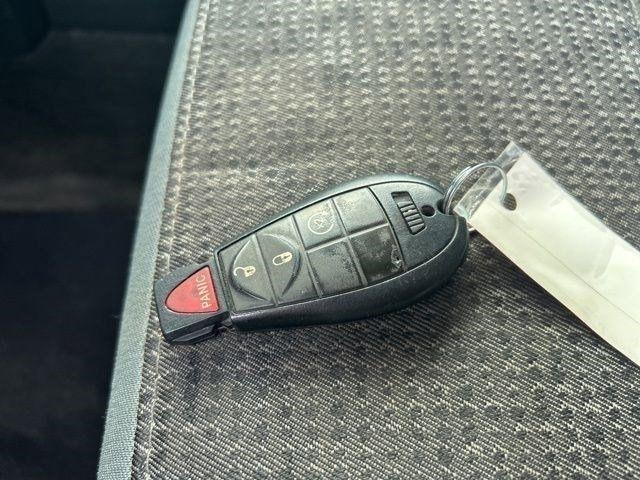 RAM 1500 SLT Crew Cab SWB 4WD 2017