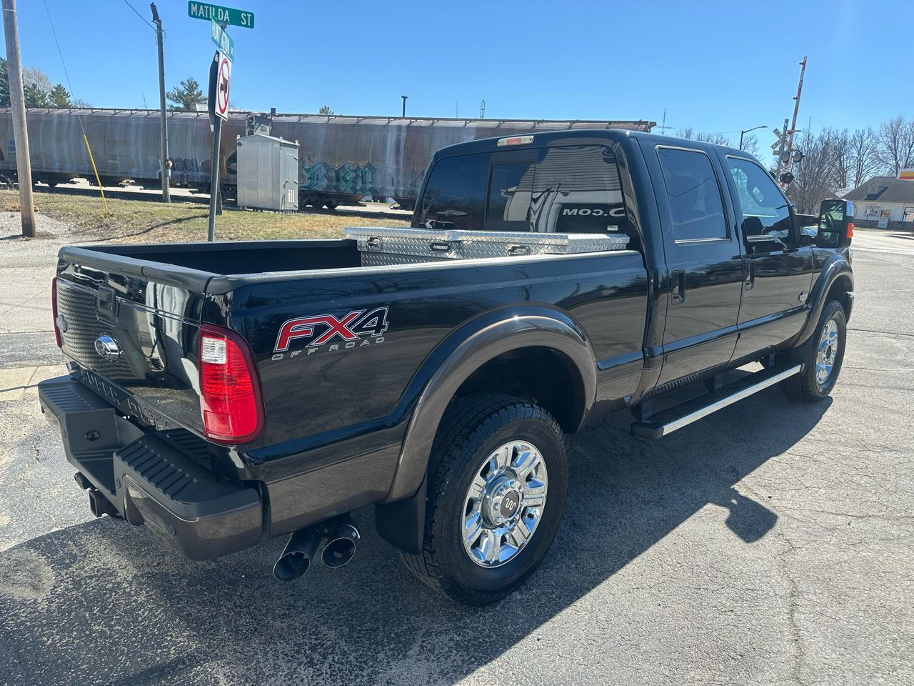 Ford F-350 SD King Ranch Crew Cab Long Bed 4WD 2016