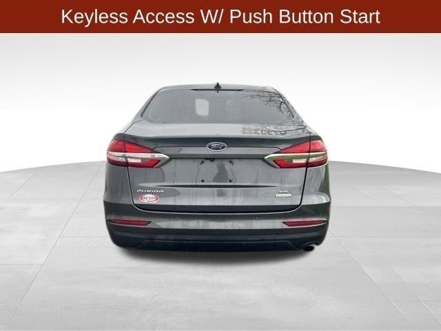 Ford Fusion SE 2020