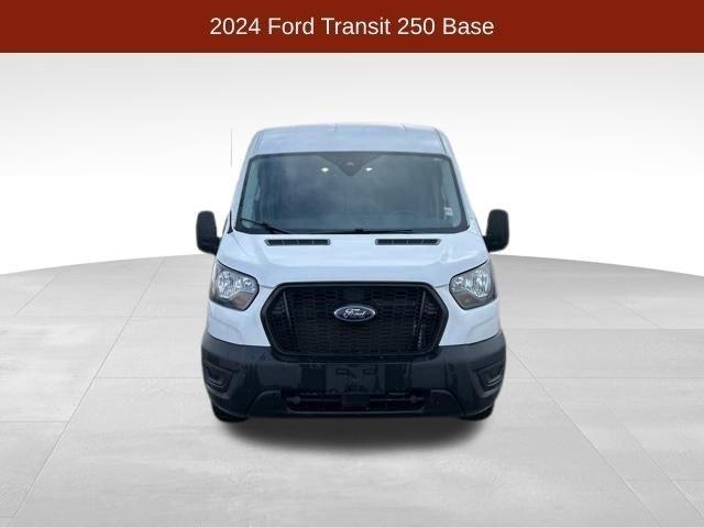 Ford Transit 250 Van 2024