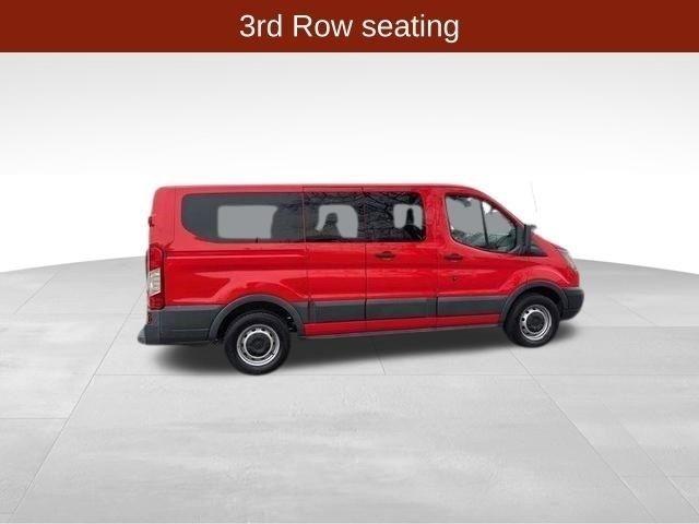 Ford Transit 150 Wagon Low Roof XL 60/40 Pass. 130-in. WB 2018