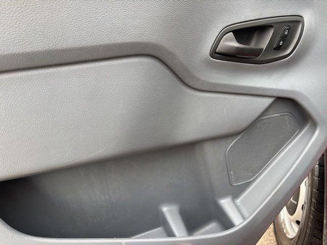 Ford Transit 150 Wagon Low Roof XL 60/40 Pass. 130-in. WB 2018