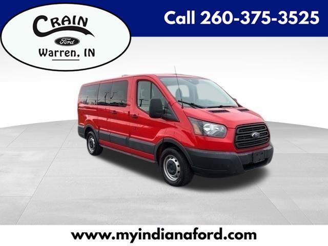 Ford Transit 150 Wagon Low Roof XL 60/40 Pass. 130-in. WB 2018