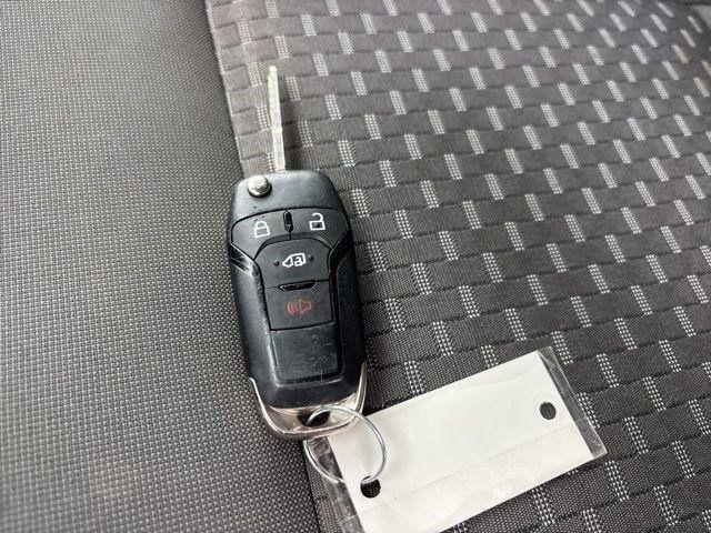 Ford Transit 350 Wagon Low Roof XL w/Sliding Pass. 148-in. WB 2023