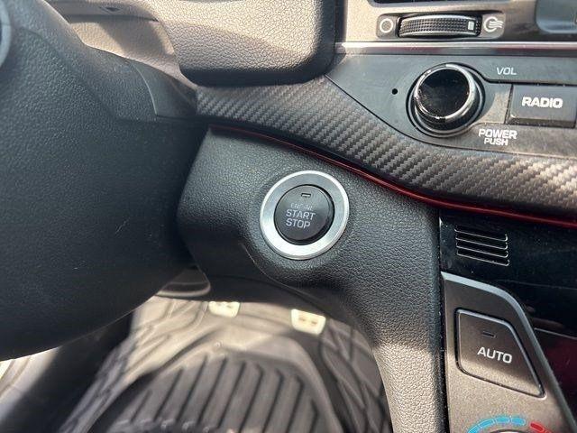 Hyundai Elantra 6AT 2018