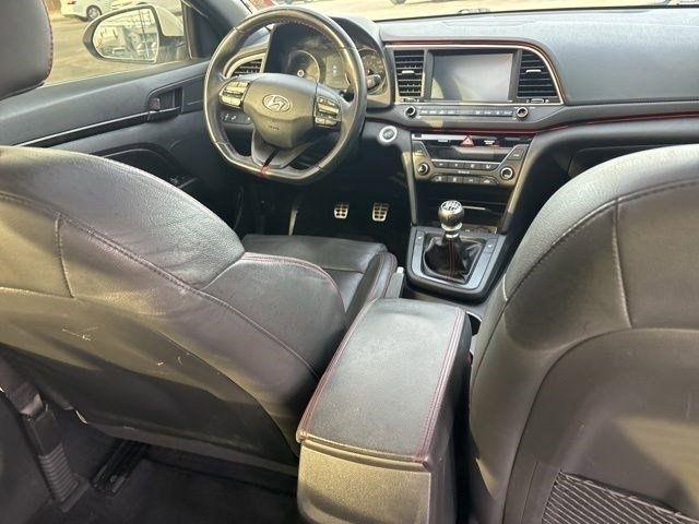 Hyundai Elantra 6AT 2018