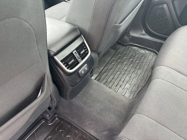 Subaru Legacy Premium 2022