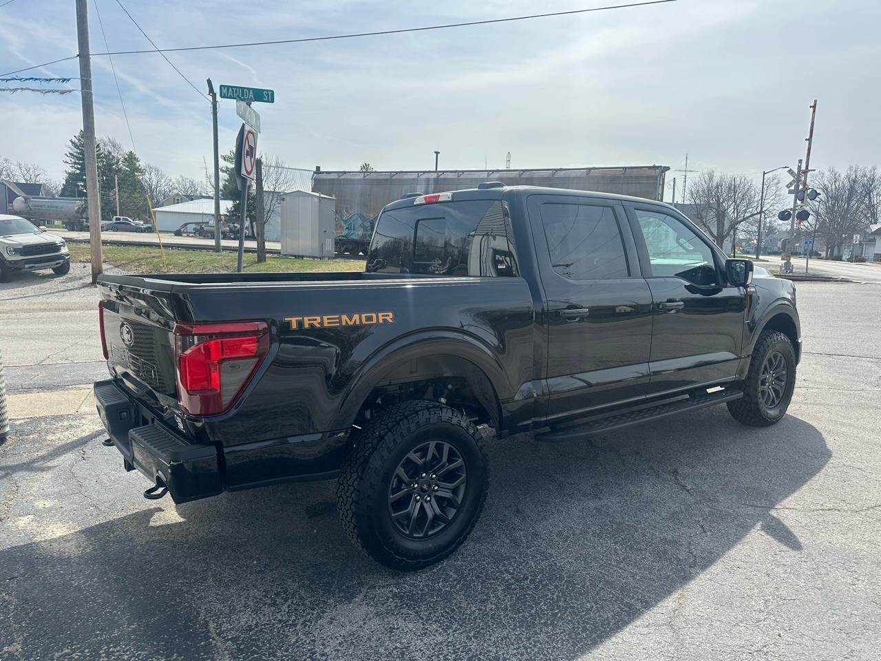 Ford F-150 Tremor SuperCrew 4WD 2026