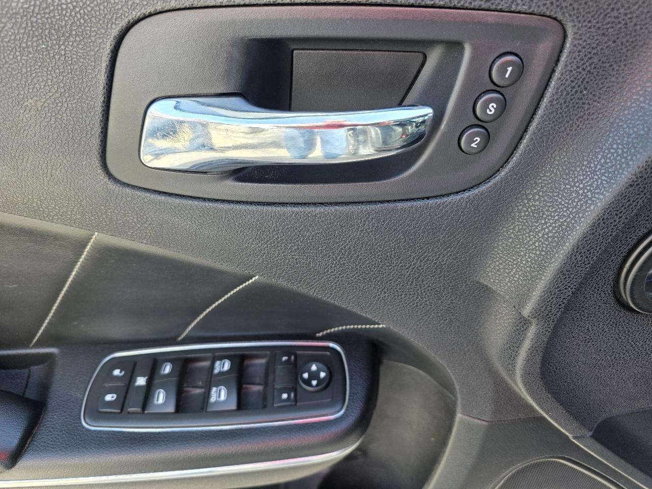 Dodge Charger R/T 2011