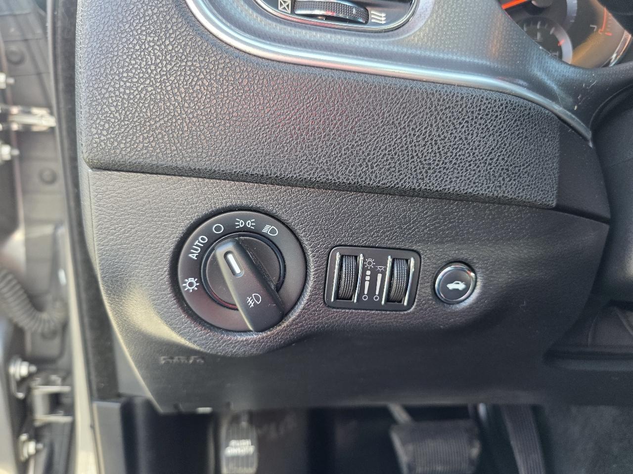 Dodge Charger R/T 2011