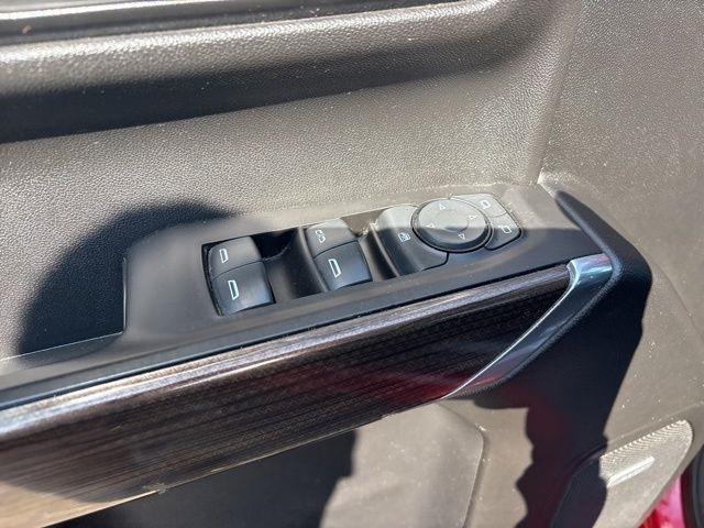 Chevrolet Silverado 1500 LT Trail Boss Crew Cab 4WD 2021