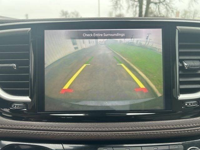 Chrysler Pacifica Touring-L 2021