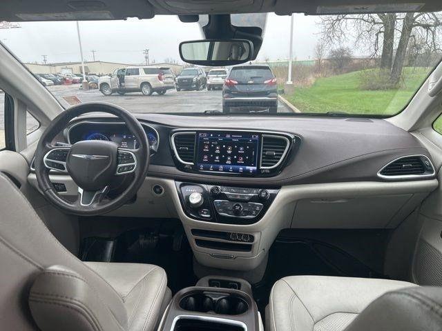 Chrysler Pacifica Touring-L 2021