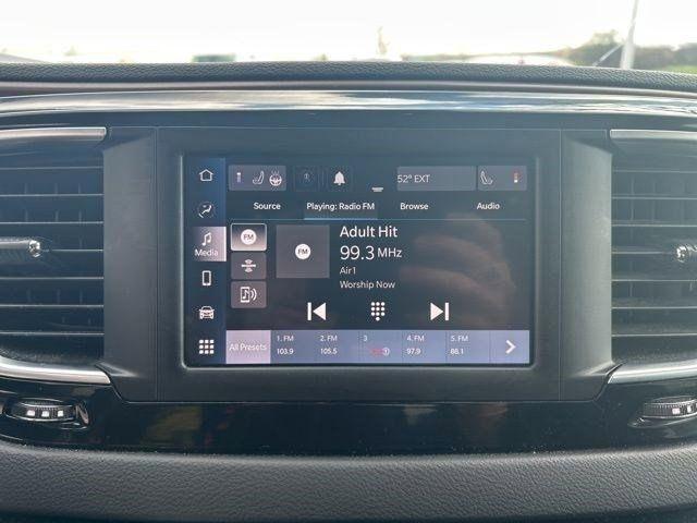 Chrysler Voyager LX 2023