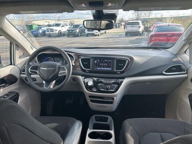 Chrysler Voyager LX 2023