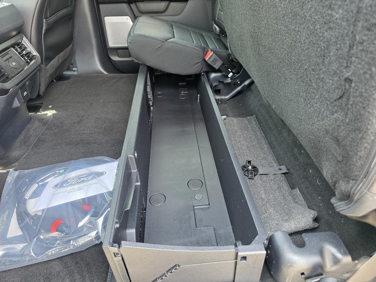 Ford F-350 Crew Cab Platinum 2026