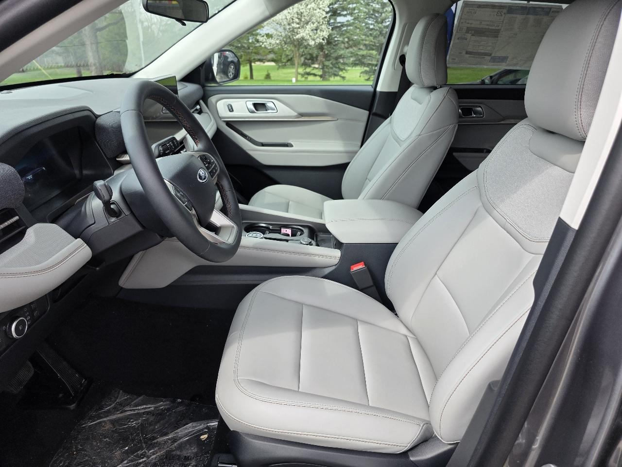 Ford Explorer Active 4WD 2026