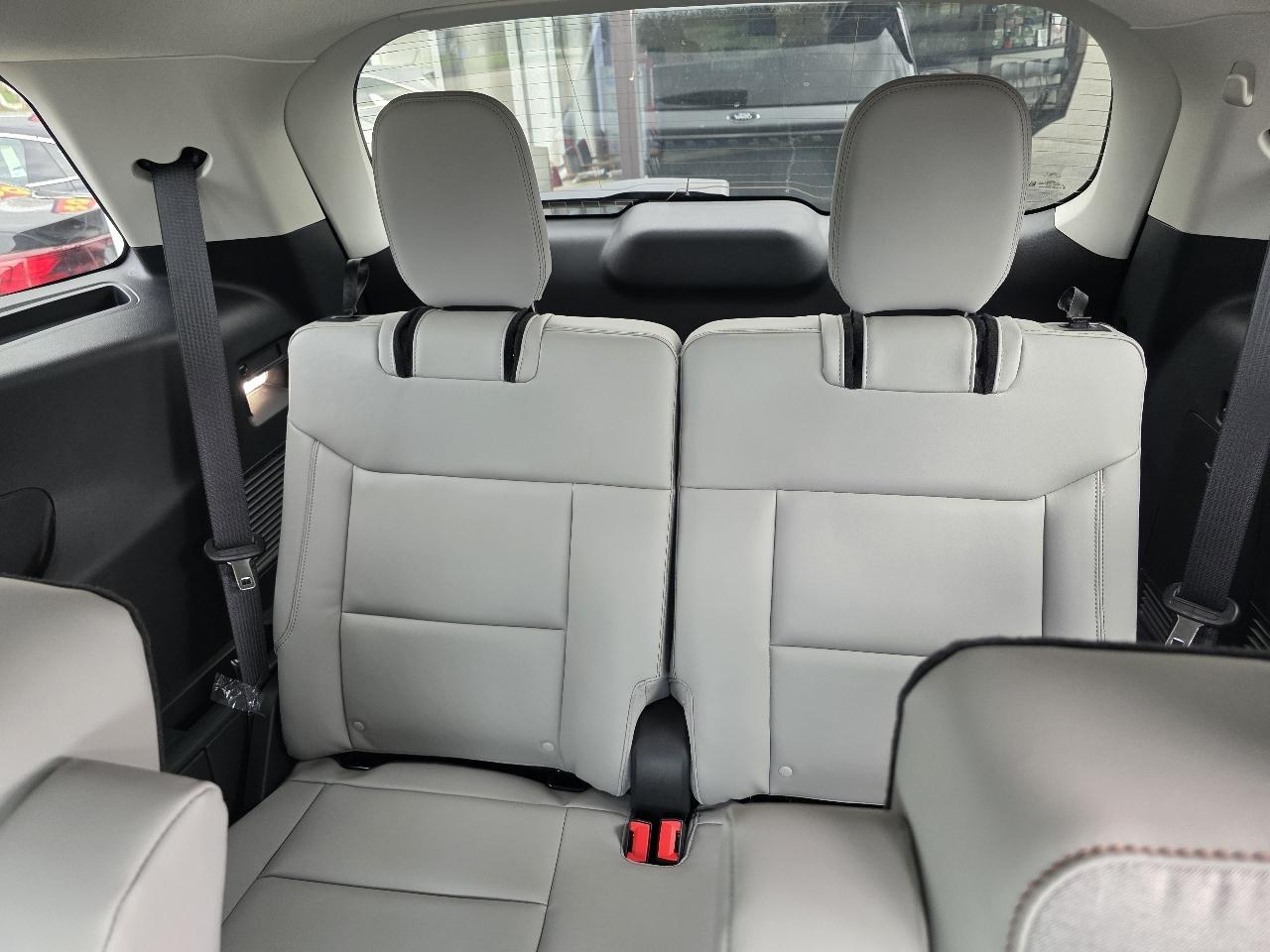 Ford Explorer Active 4WD 2026