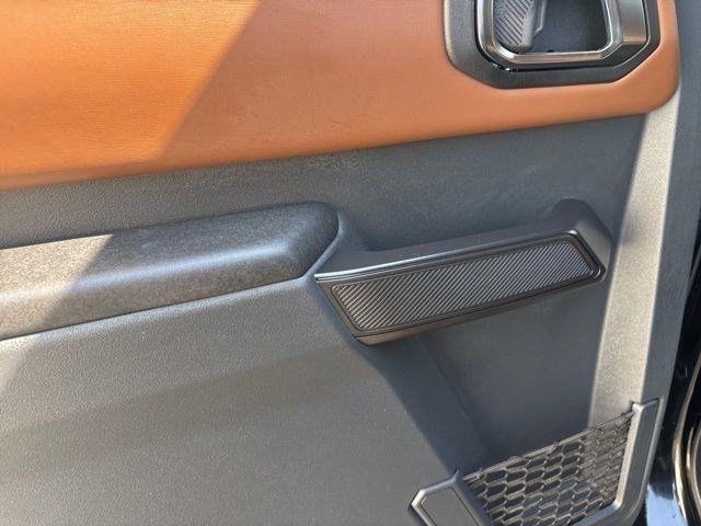 Ford Bronco Outer Banks 4-Door 2024