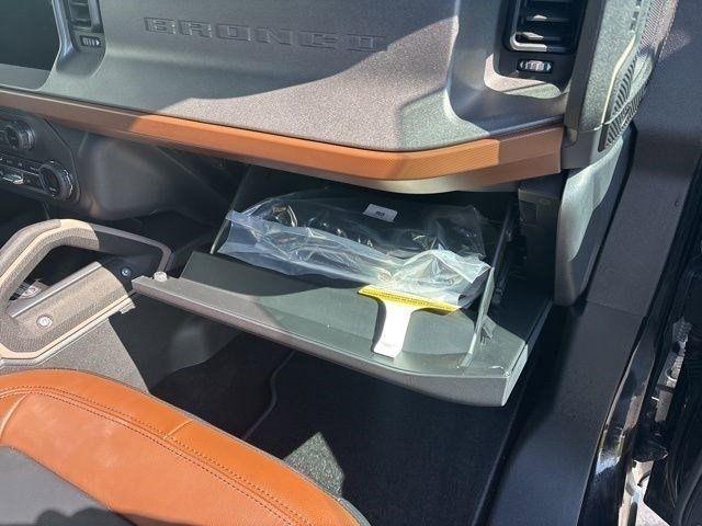 Ford Bronco Outer Banks 4-Door 2024