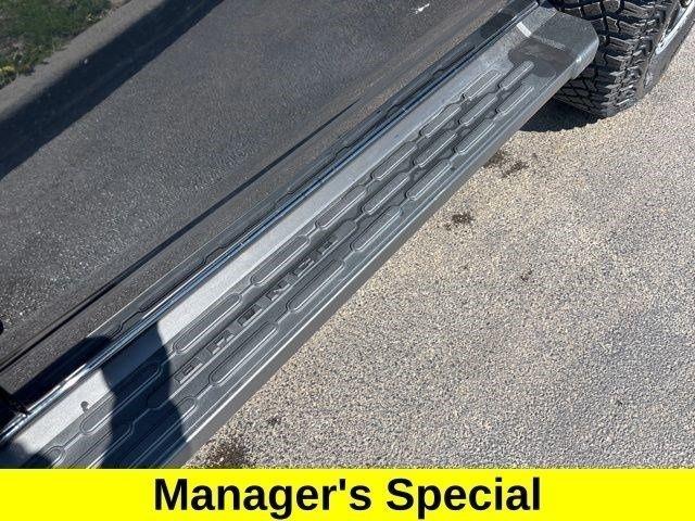 Ford Bronco Outer Banks 4-Door 2024