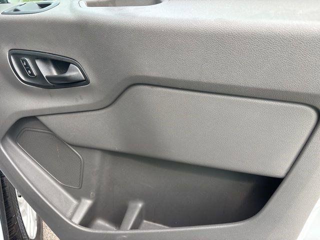 Ford Transit 350 Wagon Low Roof XLT w/Sliding Pass. 148-in. WB 2024