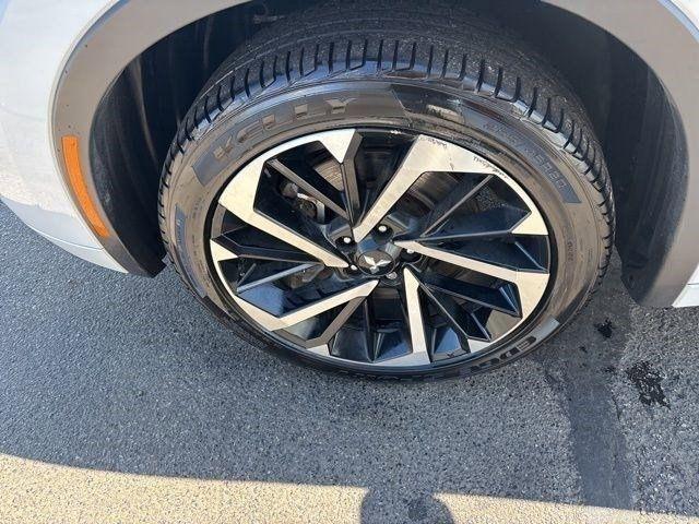 Mitsubishi Outlander SEL 4WD 2023