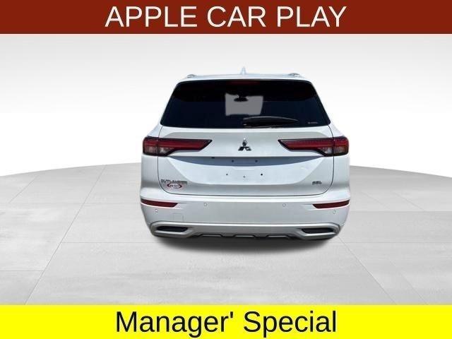 Mitsubishi Outlander SEL 4WD 2023
