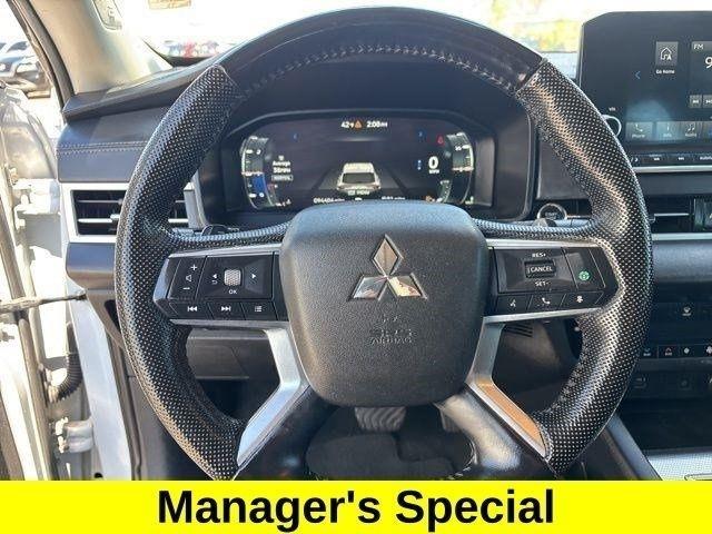 Mitsubishi Outlander SEL 4WD 2023