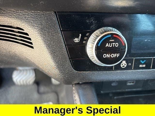 Mitsubishi Outlander SEL 4WD 2023