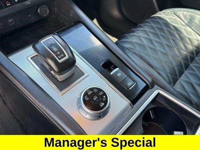 Mitsubishi Outlander SEL 4WD 2023
