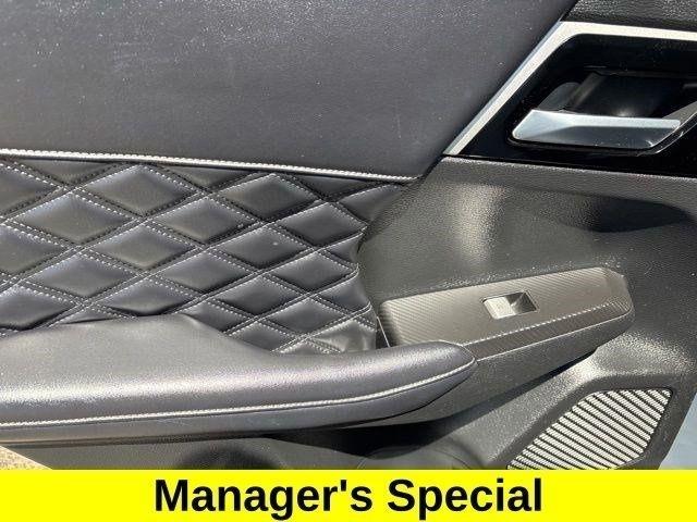 Mitsubishi Outlander SEL 4WD 2023