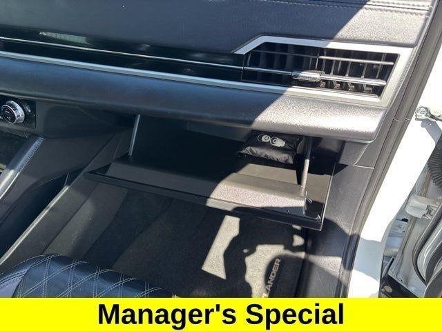 Mitsubishi Outlander SEL 4WD 2023