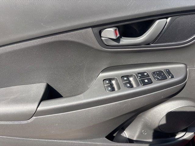 Hyundai Kona SE 2022