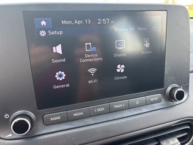 Hyundai Kona SE 2022