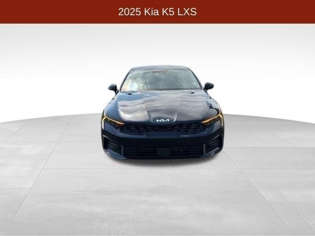 Kia K5 LXS 2025