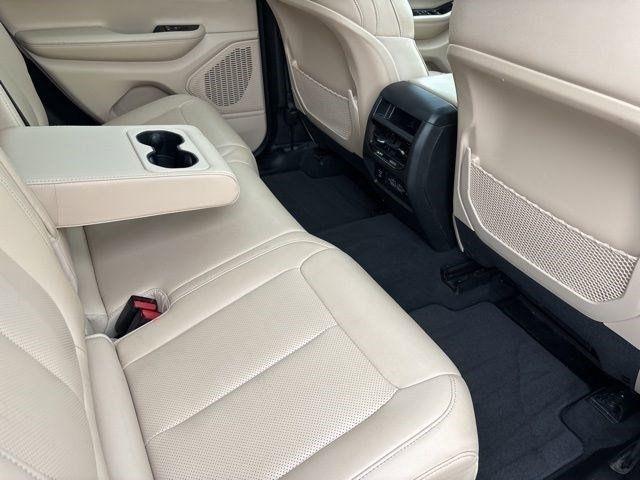 Jeep Grand Cherokee Limited 4WD 2023