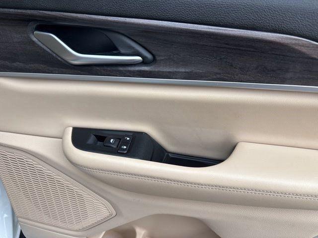 Jeep Grand Cherokee Limited 4WD 2023