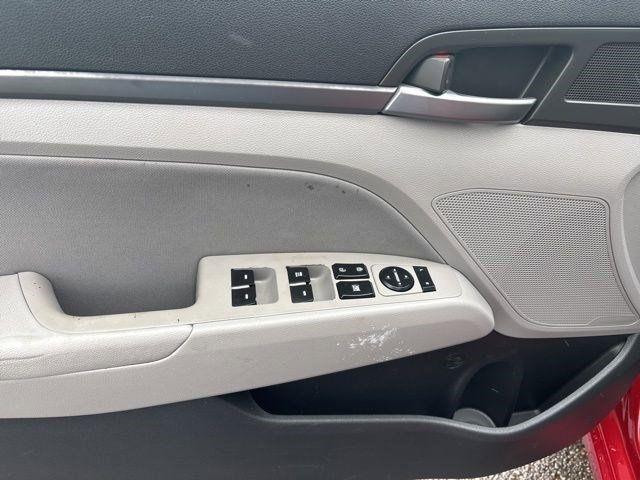 Hyundai Elantra Limited 2020