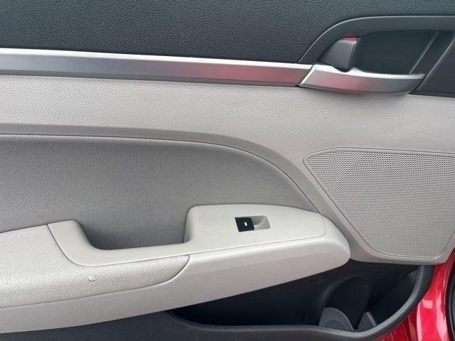 Hyundai Elantra Limited 2020