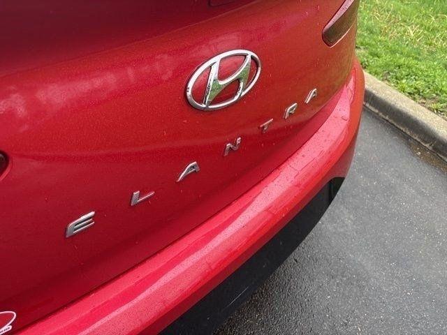 Hyundai Elantra Limited 2020