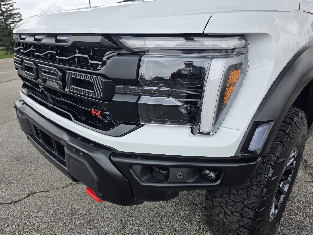 Ford F-150 Raptor 4WD SuperCrew 5.5' Box 2026