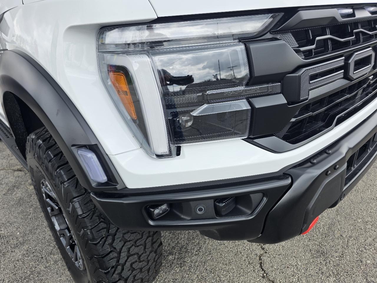 Ford F-150 Raptor 4WD SuperCrew 5.5' Box 2026