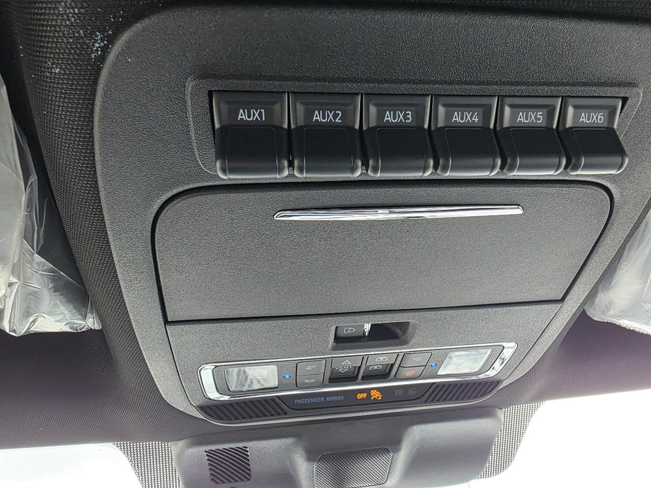 Ford F-150 Raptor 4WD SuperCrew 5.5' Box 2026