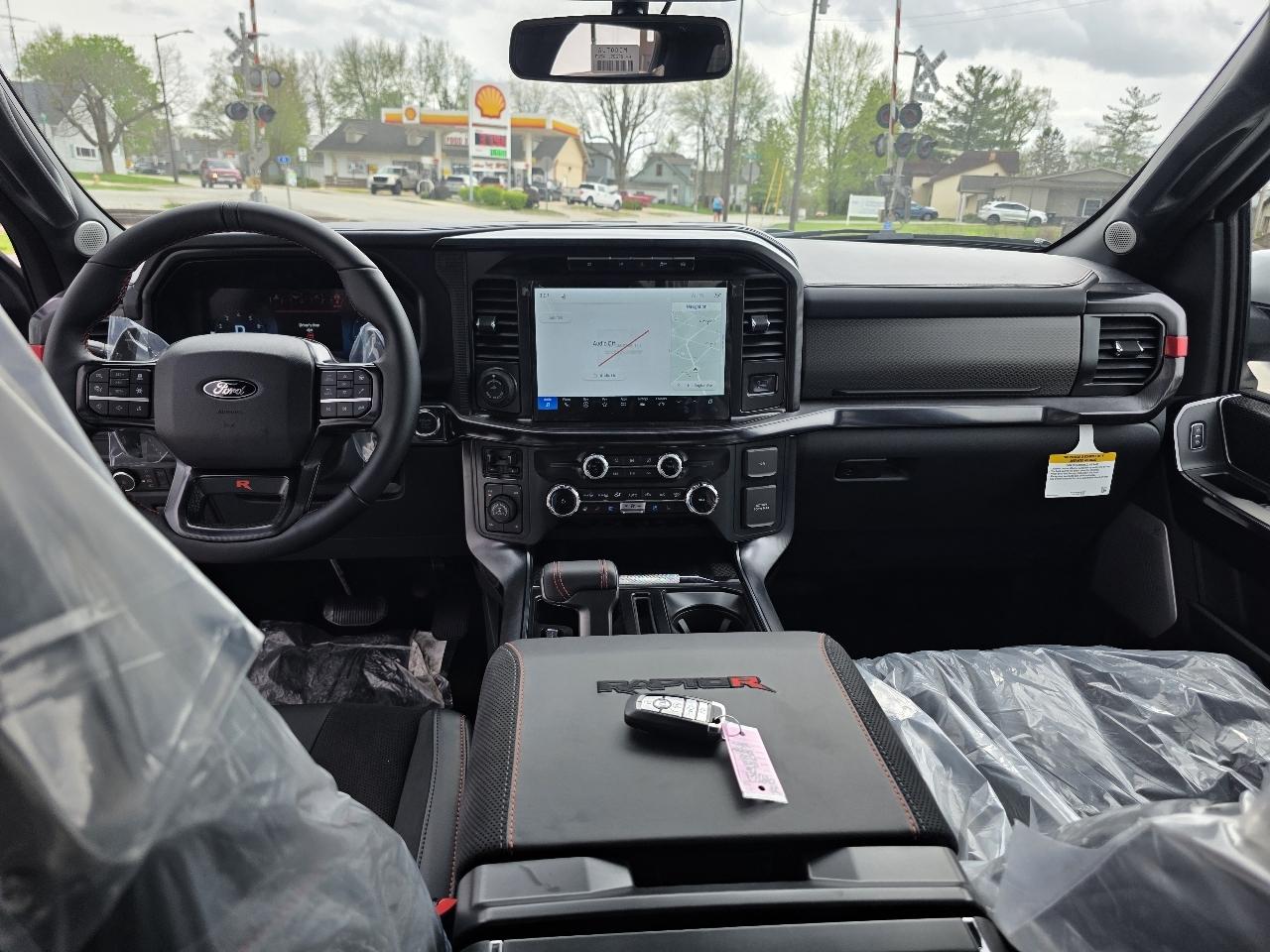 Ford F-150 Raptor 4WD SuperCrew 5.5' Box 2026