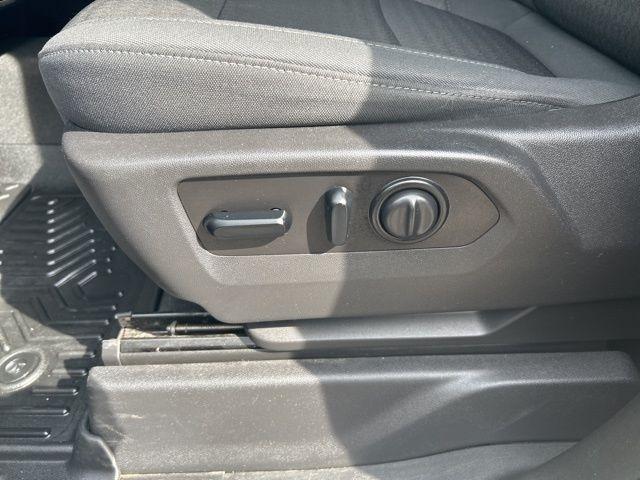 Chevrolet Silverado 1500 LT Crew Cab Long Box 4WD 2021