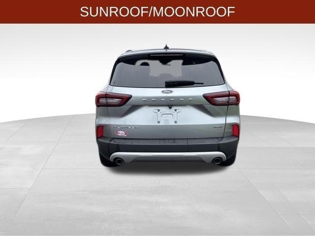 Ford Escape Platinum Hybrid AWD 2023