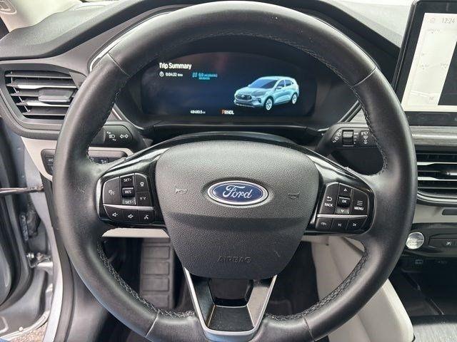 Ford Escape Platinum Hybrid AWD 2023