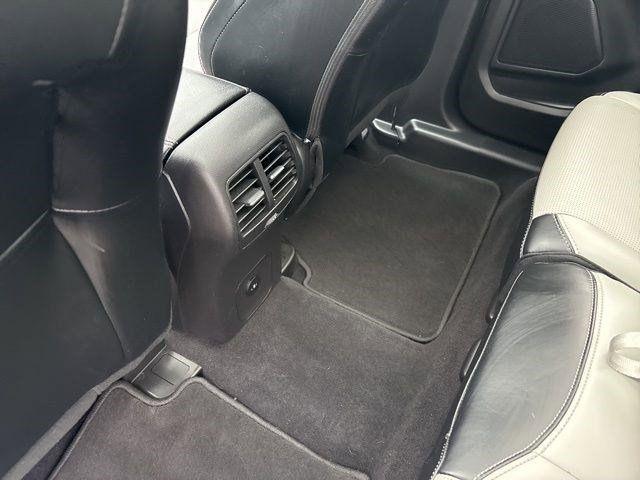 Ford Escape Platinum Hybrid AWD 2023