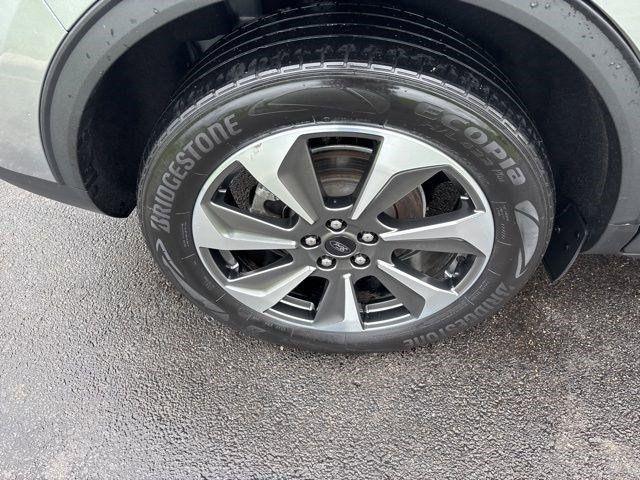 Ford Escape Platinum Hybrid AWD 2023